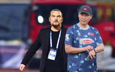 Quyết định bất ngờ của đại gia V.League, HLV Kim Sang-sik sẽ hưởng lợi đơn lợi kép?
