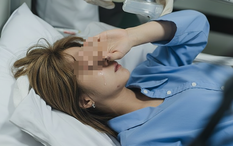 Ngày càng có nhiều người tử vong vì ung thư buồng trứng? Bác sĩ cảnh báo: 6 món này mê mấy cũng ĂN ÍT LẠI