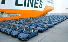 Châu Âu “xuống nước” trước Trung Quốc trong "cuộc chiến xe điện"