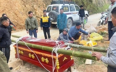 Xôn xao vụ vận chuyển thi thể 2 nạn nhân tai nạn giao thông, thu 119 triệu đồng