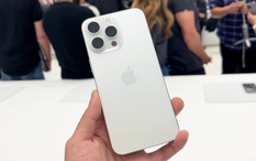 Chiếc iPhone Titan rẻ nhất Việt Nam hiện nay, đáng mua hơn iPhone 17