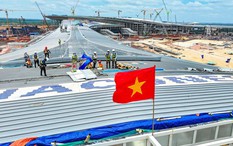 Siêu dự án 16 tỷ USD lớn nhất Việt Nam: 15.000 người "phủ kín" đại công trường ngày nghỉ lễ