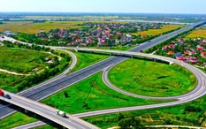 Kỳ tích vượt mục tiêu 3.000 km đường bộ cao tốc