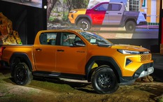 Top 10 xe xăng dầu bán chạy tháng 2