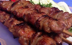 Ung thư đại trực tràng ngày càng thích "tấn công" người trẻ, bác sĩ dặn: Ăn ít 4 thứ, đừng làm 5 việc