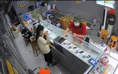 Vụ cướp táo tợn tại tiệm điện thoại: Gia đình đưa Huỳnh Tấn Huỳnh SN 1998 đến đầu thú, giao nộp 2 iPhone 16 Pro Max