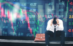 Điều gì khiến chứng khoán Việt Nam có phiên giảm sâu nhất trong vòng 5 tháng?