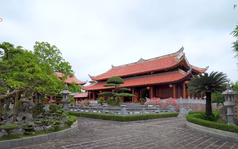 Biệt phủ xứ Nghệ "đi mỏi chân không hết": Tuổi đời gần 20 năm, quy mô bề thế 4.000m2, giữ nguyên vẻ đẹp thời gian