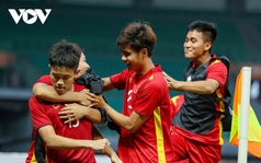 HLV Đinh Thế Nam: “U19 Việt Nam bản lĩnh và may mắn hơn U19 Thái Lan”