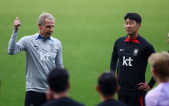 Báo Hàn Quốc giận dữ trước số tiền khổng lồ HLV Klinsmann kiếm được sau 2 thất bại ê chề