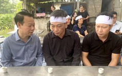 Bí thư Yên Bái thăm viếng gia đình các nạn nhân tử vong vụ tai nạn lao động