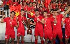 Từ bàn thắng "xấu xí" của Supachok: Cần sớm nâng tầm ASEAN Cup