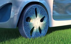 Kỹ sư Michelin phát minh siêu lốp như viễn tưởng: "Bất tử" trước vật sắc nhọn, đang lăn bánh ở 3 lục địa