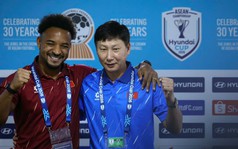 Đại thắng Malaysia, HLV Kim Sang-sik vẫn nói lời kém vui vì lý do này