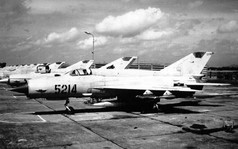 Những ngày đầu chật vật của MiG-21 Việt Nam trước Không quân Mỹ