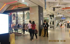 Sau tháng 'trăng mật', Lotte Center giảm giá 50% vẫn ế