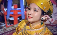 9x được mệnh danh là “cô đồng xinh đẹp nhất Việt Nam”