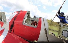 Vớt buồng lái và động cơ của máy bay QZ8501