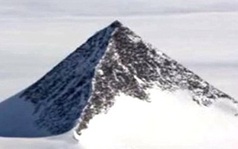Kim tự tháp ở Nam Cực là "căn cứ bí mật" của người ngoài hành tinh?