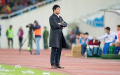 Cái vung tay và bộ vest của Hữu Thắng