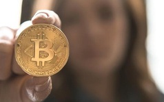 Bitcoin chạm ngưỡng 9.000 USD