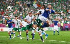 Bảng C: Italia 2 - 0 Ireland "Không còn bóng ma EURO 2004"