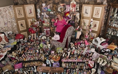 Choáng với bộ sưu tập giầy trị giá trên 10 tỷ đồng