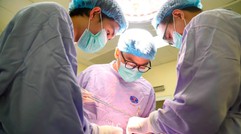 Mắc ung thư phổi sau 30 năm sử dụng 1 thứ rất quen mặt với nam giới Việt