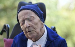 Bí quyết sống thọ 118 tuổi của cụ bà người Pháp đó là 'không bao giờ ngồi ăn một mình'