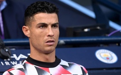 HLV Ten Hag loại Ronaldo khỏi nhóm lãnh đạo Man Utd