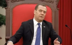 Ông Medvedev tuyên bố Nga chỉ tìm chiến thắng chứ không thỏa hiệp với Ukraine