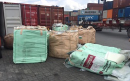 Ngụy trang lượng lớn mỹ phẩm, giày hàng hiệu trong container nhập lậu từ Hàn Quốc về TPHCM