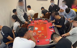 Đột kích căn hộ Palm Residence, bắt quả tang nhóm người nước ngoài đánh bạc Poker ở Sài Gòn