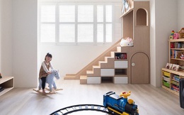 Ngôi nhà 30m² được cải tạo thành không gian hạnh phúc cho vợ chồng trẻ và con gái thỏa sức vui chơi