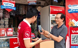 Vingroup quay lại thị trường bán lẻ với ứng dụng VinShop, giúp các chủ tạp hóa có cơ hội tăng thu nhập tới 10 triệu mỗi tháng