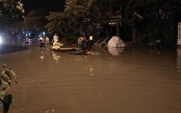 Mưa lũ khiến nhiều nơi bị ngập, huyện miền núi Quảng Nam xảy ra động đất