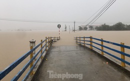 Nhiều nơi ở Khánh Hoà ngập lụt sau bão số 12