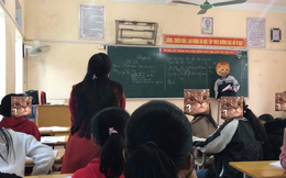 Khi cô giáo quạu 'ai giỏi lên mà dạy đi', nữ sinh lại có pha xử lý quá khéo khiến ai cũng cười bò: Lươn lẹo thế là cùng!