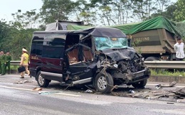 Xe Limousine tông xe đầu kéo, một cán bộ Ban Tổ chức Tỉnh ủy Yên Bái tử vong
