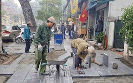 Đá lát vỉa hè Hà Nội xuống cấp: Trách nhiệm chính của các quận, huyện