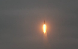 Hình ảnh Nga phóng tên lửa đạn đạo xuyên lục địa từ tàu ngầm hạt nhân