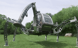 Clip: Cận cảnh robot hình dáng nhện lớn nhất thế giới