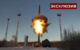 Cận cảnh vụ phóng ICBM Yars uy lực của Nga qua nhiều góc máy