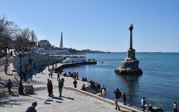 "200% chân lý": Ngoại trưởng Ukraine dọa sẽ cho Nga nếm trải "địa ngục" ở Crimea - Moskva nói gì?