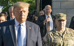 Chủ tịch Hội đồng tham mưu trưởng Liên quân Mỹ xin lỗi vì chụp ảnh cùng ông Trump trước nhà thờ