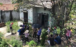 Phẫn nộ con dâu chở mẹ già về bỏ tại căn nhà hoang ở Cà Mau: "Tôi không biết sao họ nhẫn tâm vậy"