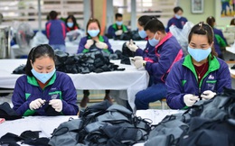 Hàng loạt đơn hàng bị huỷ, doanh nghiệp dệt may gặp khó trong dịch Covid-19