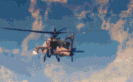 180 ngày sau quyết định trang bị tên lửa Spike cho AH-64 Apache, QĐ Mỹ đã tính "lật kèo"?
