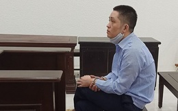 Đạo chích tắm rửa, ăn cơm trong nhà gia chủ trước khi trộm ô tô