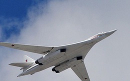 Thiên nga trắng Tu-160: Máy bay ném bom chiến lược “ba nhất” của Nga
